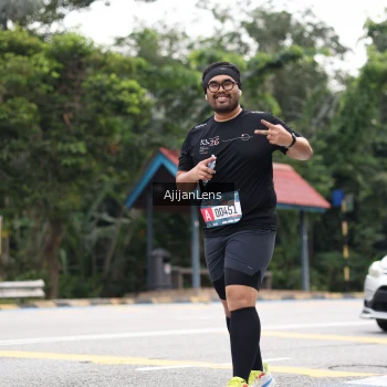 Runner Photo 3857876