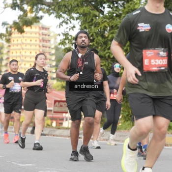 Runner Photo 3857896
