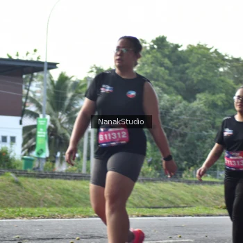 Runner Photo 3857946