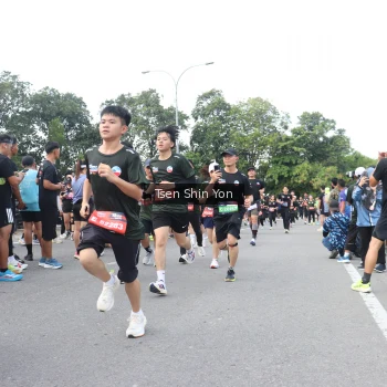 Runner Photo 3857960