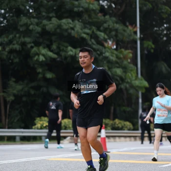 Runner Photo 3858062