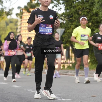 Runner Photo 3858074