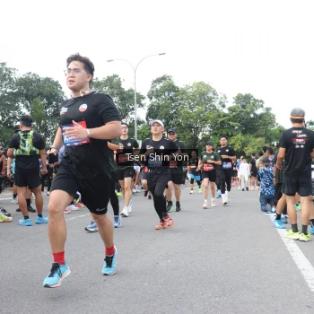 Runner Photo 3858252