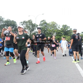 Runner Photo 3858381