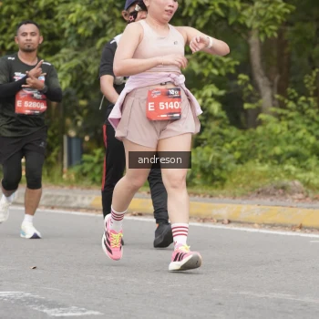 Runner Photo 3858420