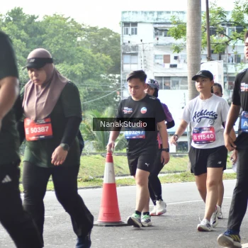 Runner Photo 3858581