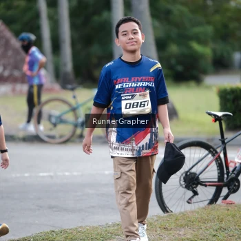 Runner Photo 3858643