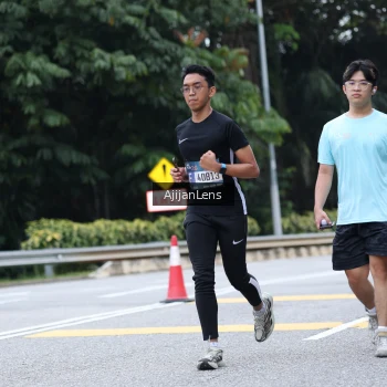 Runner Photo 3858748