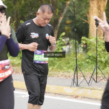 Runner Photo 3858764