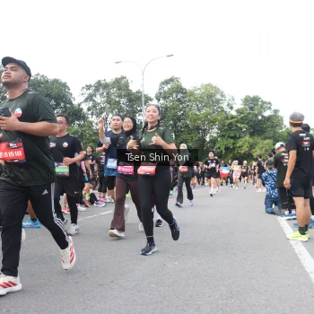 Runner Photo 3858895