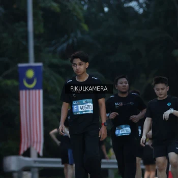 Runner Photo 3859008