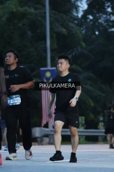 Runner Photo 3859019