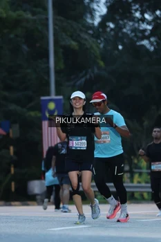 Runner Photo 3859035