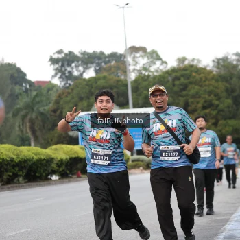 Runner Photo 3859043