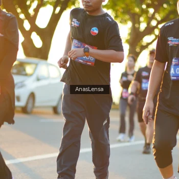 Runner Photo 3859109