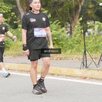 Runner Photo 3859135
