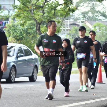 Runner Photo 3859338