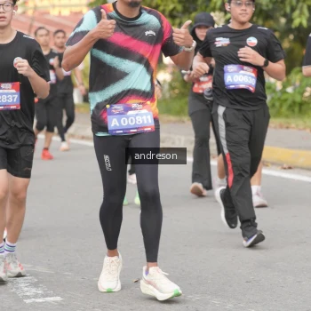 Runner Photo 3859352
