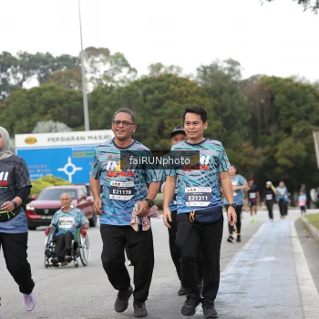Runner Photo 3859353