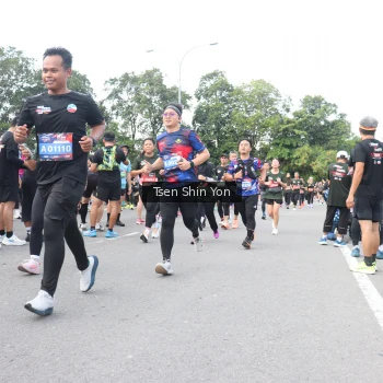 Runner Photo 3859385