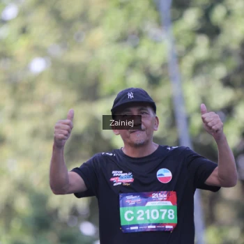 Runner Photo 3859425