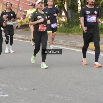 Runner Photo 3859590