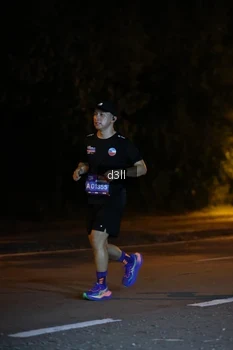Runner Photo 3859622