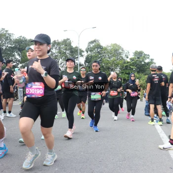 Runner Photo 3859697
