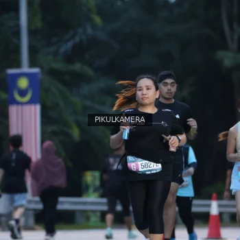 Runner Photo 3859709