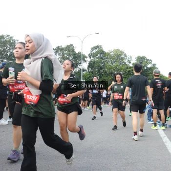 Runner Photo 3859773
