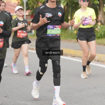 Runner Photo 3859774