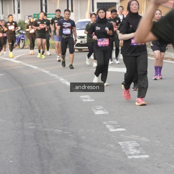 Runner Photo 3859872