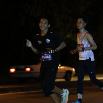 Runner Photo 3859875
