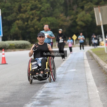 Runner Photo 3859903