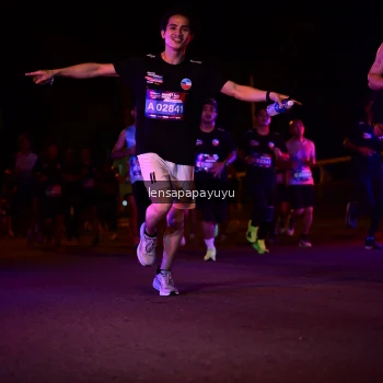 Runner Photo 3859945
