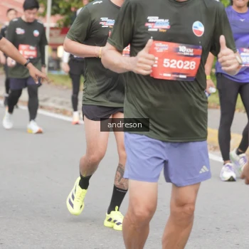Runner Photo 3859975