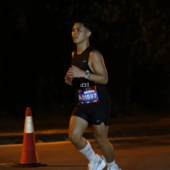 Runner Photo 3860011