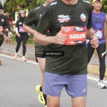Runner Photo 3860034