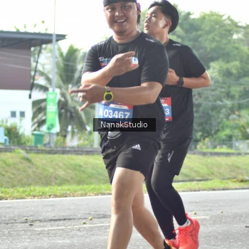 Runner Photo 3860111