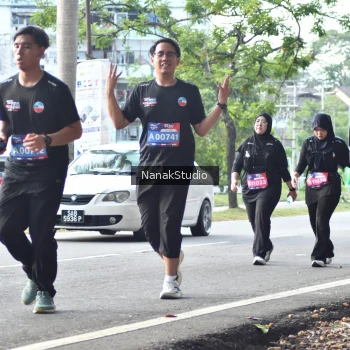 Runner Photo 3860298