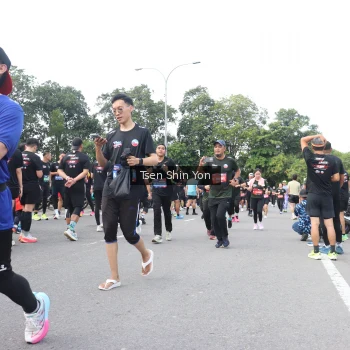 Runner Photo 3860313