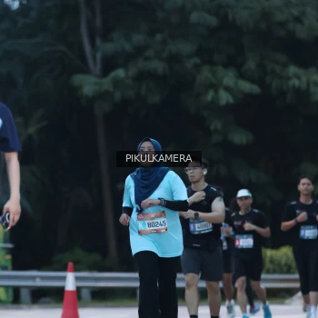 Runner Photo 3860376