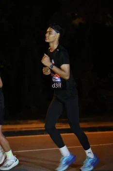 Runner Photo 3860419