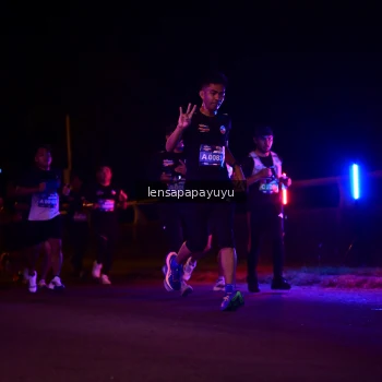 Runner Photo 3860633