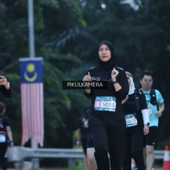 Runner Photo 3860666