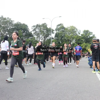 Runner Photo 3860681