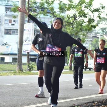 Runner Photo 3860695