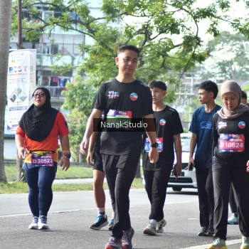 Runner Photo 3860779