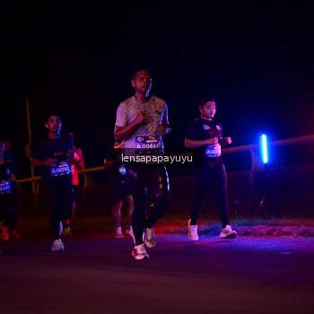 Runner Photo 3860843