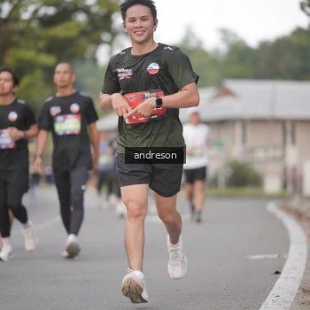 Runner Photo 3860990